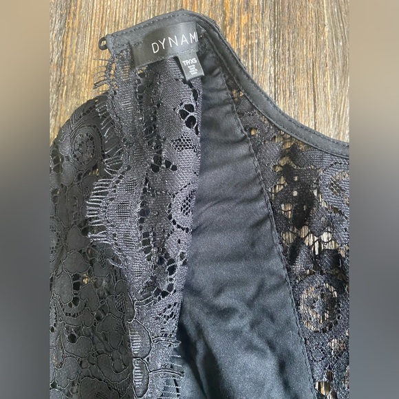 Dynamite Romper with lace ✨ - Picture 8 of 10